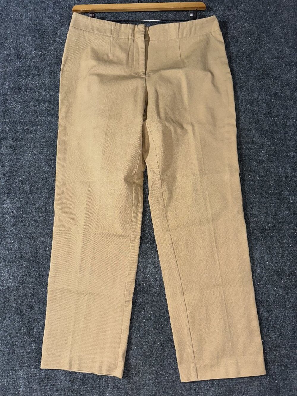 Fabulously Slimming by Chicos Pants Womens 10 Short Tan Flat Front Straight Leg